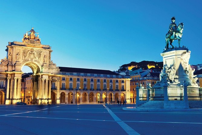 Lisbon Walking Tour With Locals - A Detailed Look at the Lisbon Walking Tour With Locals