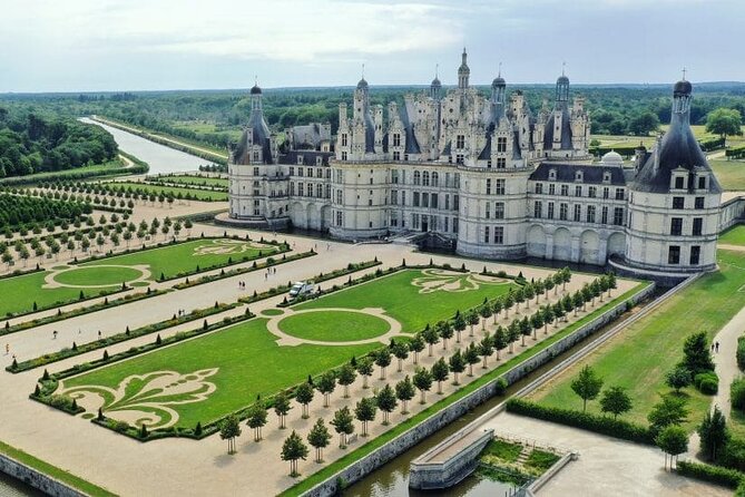 Loire Castles with Wine Tasting Private trip from Paris - Good To Know