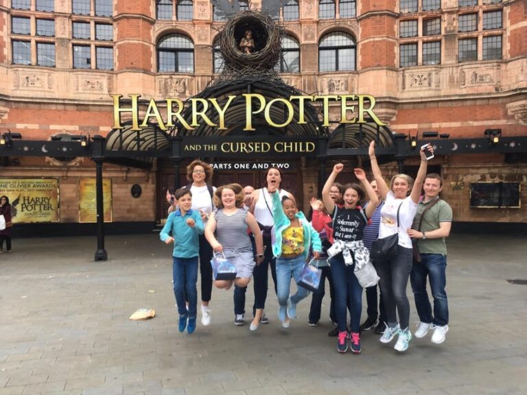 London: Harry Potter Tour with River Cruise & London Eye