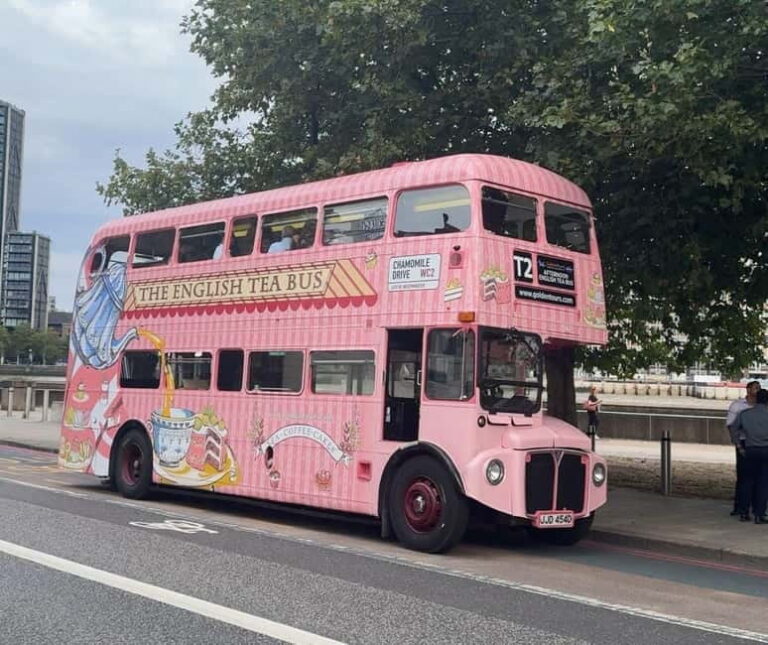 London: “Here We Go Again” Afternoon Tea Bus