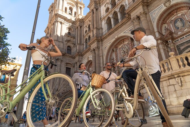 Málaga City Highlights Guided Vintage Bike Tour - Good To Know