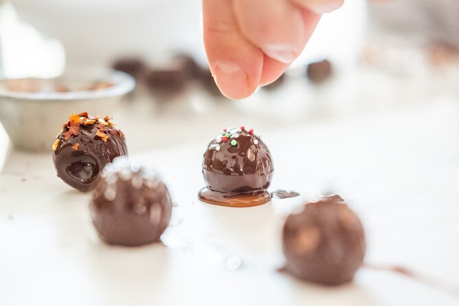 Melt's Amazing Bonbons making in Notting Hill - Melt’s Amazing Bonbons Making in Notting Hill: A Detailed Review