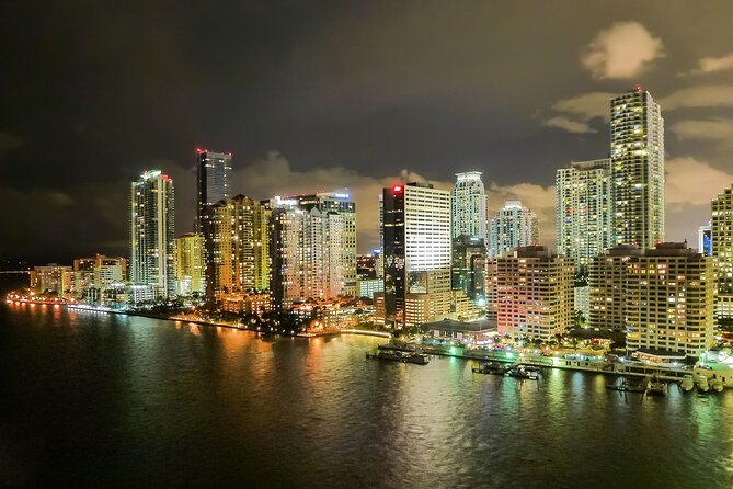 Miami Evening Cruise of Biscayne Bay on Luxury Yacht - Miami Evening Cruise of Biscayne Bay on Luxury Yacht: An In-Depth Review