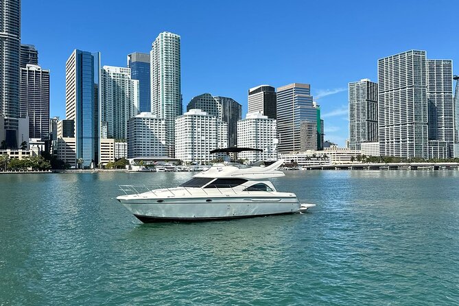 Miami Private Yacht cruise, enjoy the Biscayne bay luxury tours - Good To Know