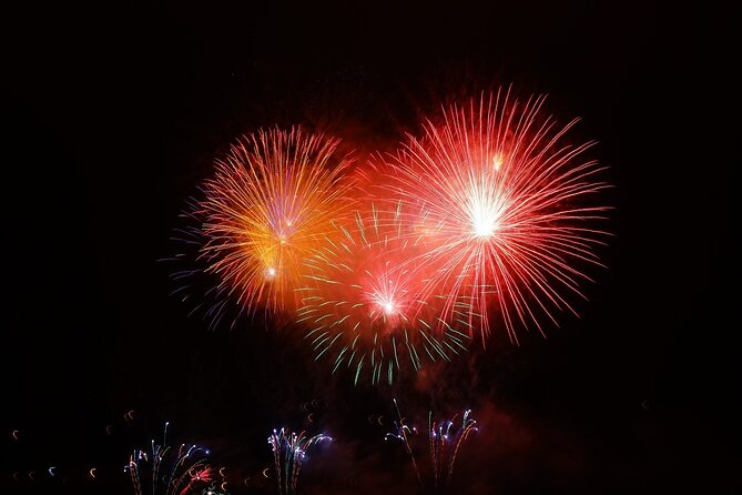 Miami South Beach July 4th Fireworks On Catamaran - An In-Depth Look at the July 4th Fireworks Catamaran Tour