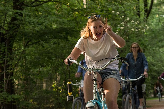 Mini Classic Bike Tour incl. Beer Garden Stop @ 4pm - Good To Know