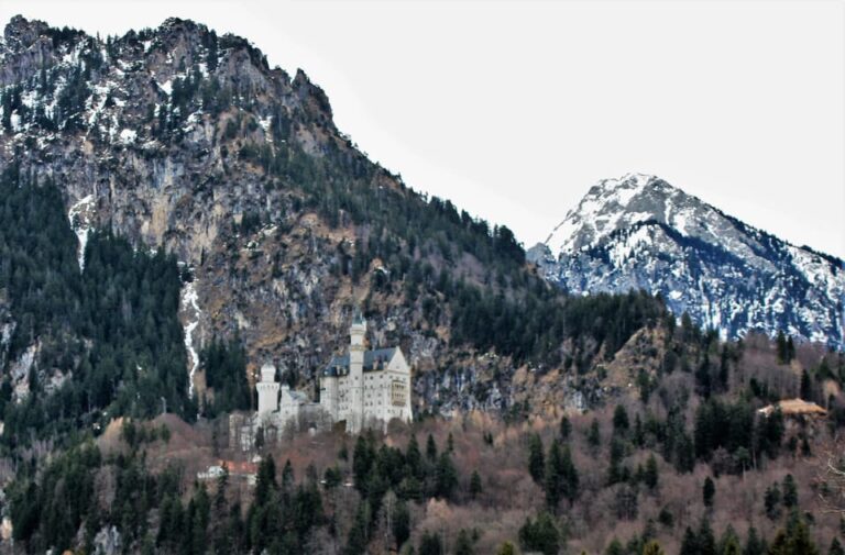 Munich – Neuschwanstein Castle+Linderhof Private Tour