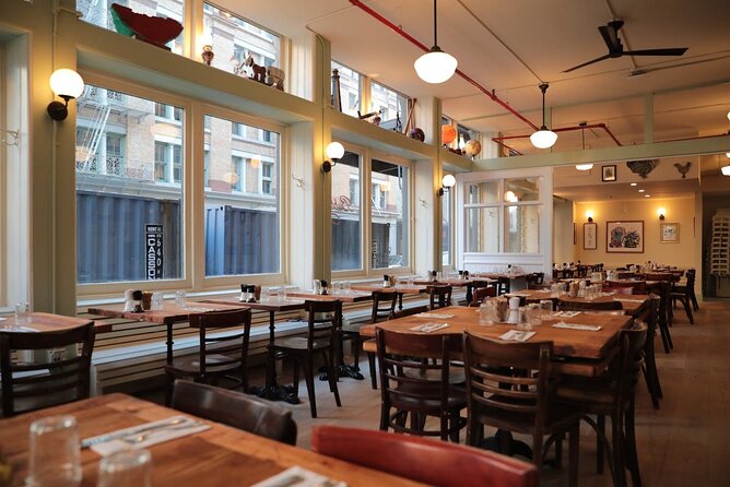 New York Private The Devil Wears Prada Movie Locations Tour - Starting at 1221 Avenue of the Americas