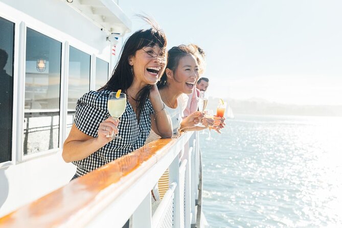 New York Signature Bottomless Mimosa Brunch in Cruise Pier 15 - Good To Know