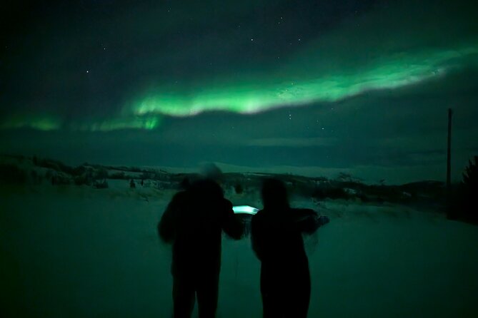 Northern Lights Minibus Chase Max 16 Person In Group - Good To Know