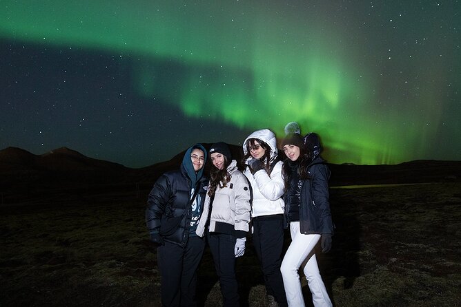 Northern Lights Small Group Tour with Photos - Experiencing the Northern Lights Small Group Tour with Photos: A Complete Guide