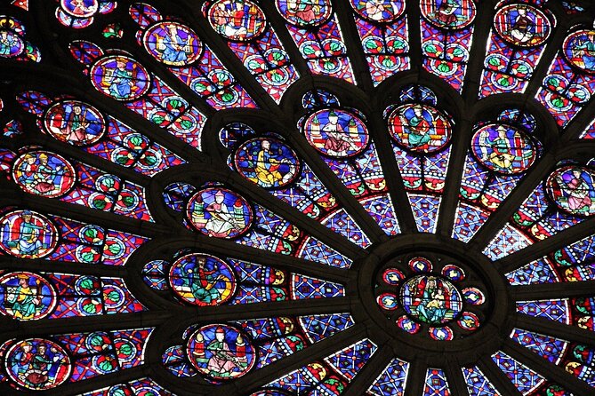 Notre Dame Cathedral Outdoor Walking Tour - Good To Know