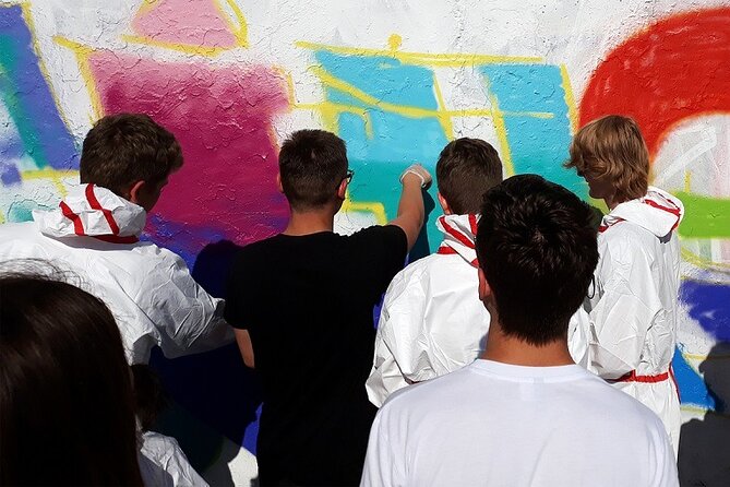 Open graffiti workshop in the Mauerpark in Berlin - Good To Know