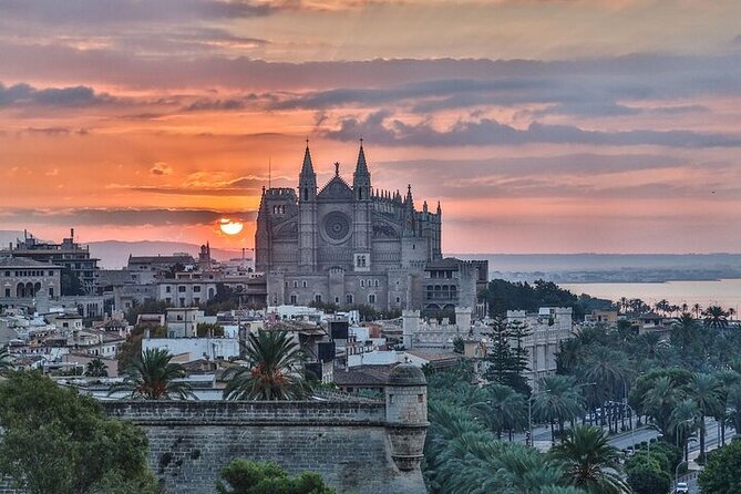 Palma de Mallorca Must-See Attractions Walking Tour With A Guide - Good To Know