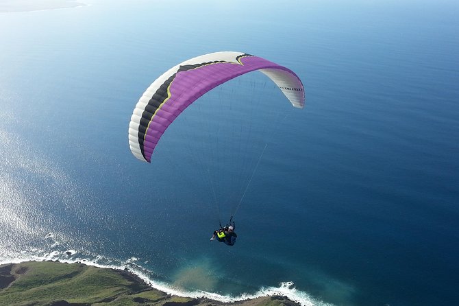 Paragliding First Class - An Authentic Look at Paragliding First Class in Lanzarote