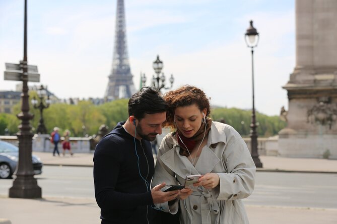 Paris: Batobus Hop-On Hop-Off Cruise & Landmarks Audio Tour - Discover Paris in Style with the Batobus Hop-On Hop-Off Cruise