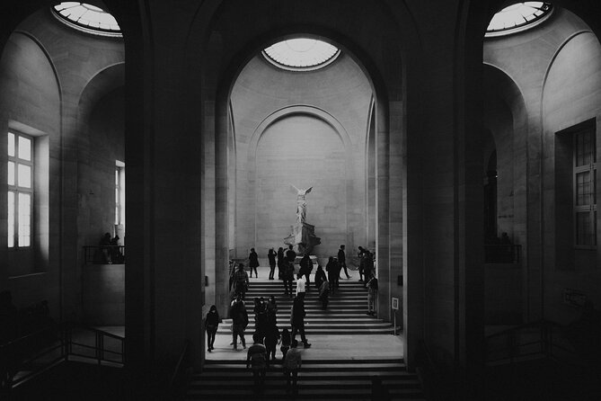 Paris: Louvre Museum Private Tour with Mona Lisa EN/FR/IT/ES/HI - A Detailed Look at the Paris: Louvre Museum Private Tour with Mona Lisa