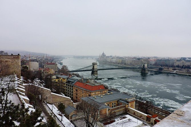 Private 4-hour Walking Tour of Budapest with official tour guide - Good To Know