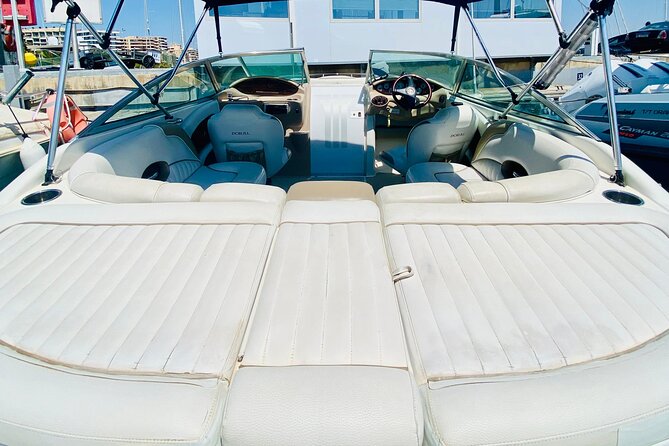 Private boat tour with snorkeling - Introduction