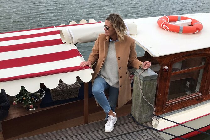 Private Lunch or Dinner Cruise for 4 Guests - Good To Know