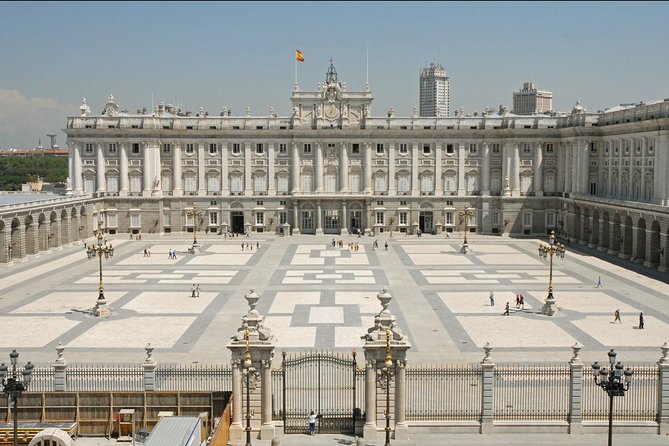 Private Madrid Walking Tour with Royal Palace tickets - A Deep Dive into the Experience