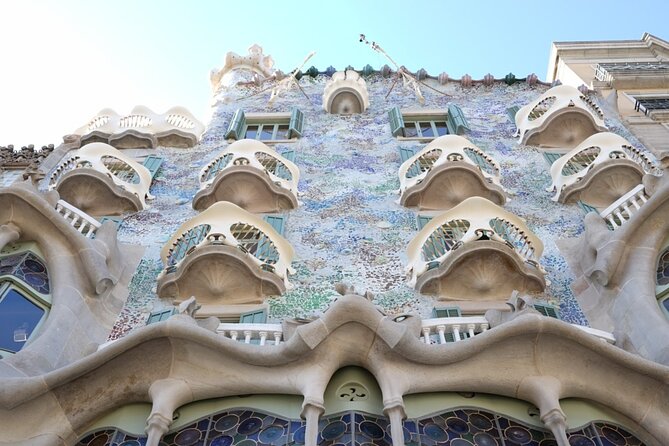 Private Modernism in Barcelona Walking Tour - What Travelers Can Expect