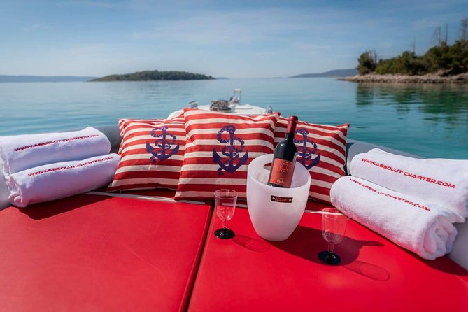 Private speedboat tour to Blue cave, Vis and Hvar - Good To Know