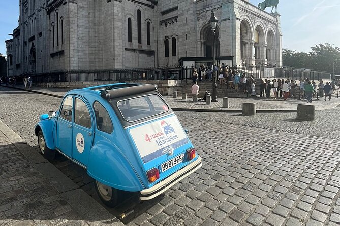 Private tour Paris Montmartre 1 hour in Citroën 2CV - Good To Know