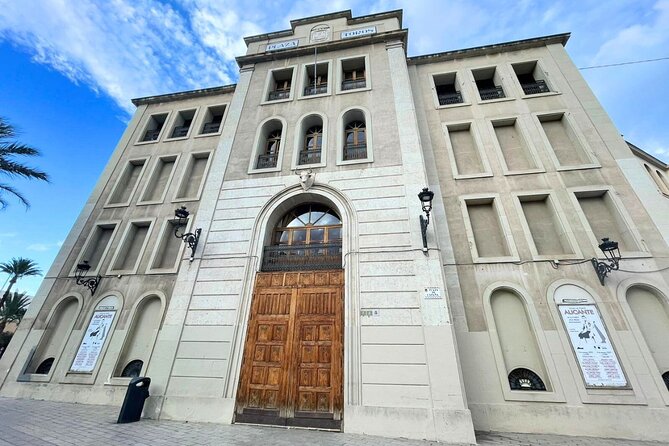 Private Tour to Alicante Bullring and Santa Bárbara Castle - Private Tour to Alicante Bullring and Santa Bárbara Castle: An In-Depth Look