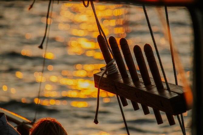 Queen Bee Sunset Cruise with Swim Stops and Dinner - Good To Know