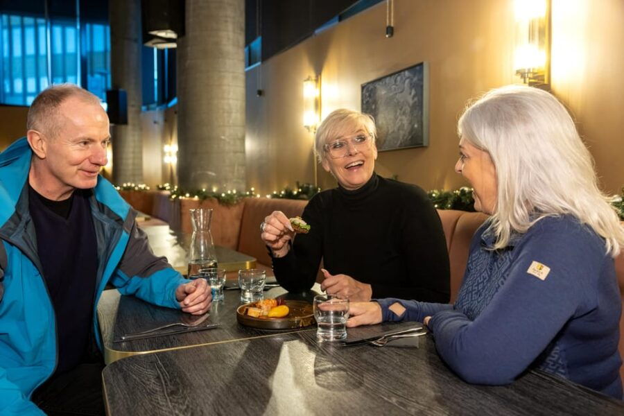 Reykjavik: Christmas Food Tour with Tastings and Drinks - Good To Know
