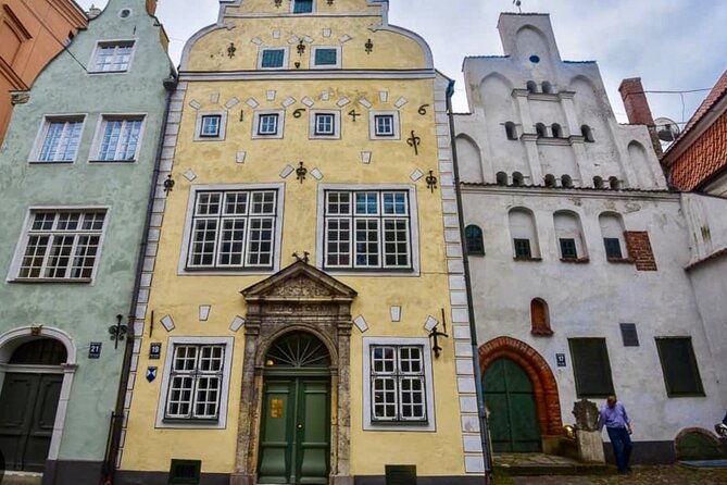 Riga Old Town, C Market & Art Nouveau Guided Walking Tour - Good To Know