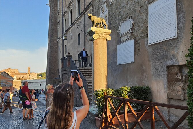 Rome Vittoriano Capitol Hill and Aracoeli Guided Tour with Maria - Good To Know