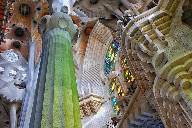 Sagrada Familia Guided Tour with Fast-Track Entry - Good To Know