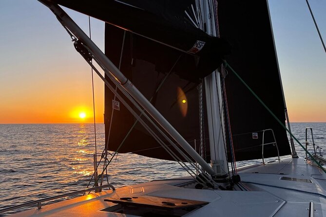 Sailing tour in Palermo with aperitif - Introduction