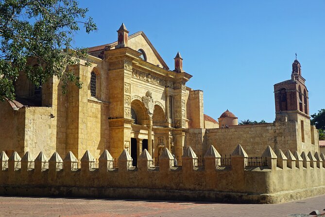 Santo Domingo & Alto De Chavon Full Day Small Group Experience - Good To Know