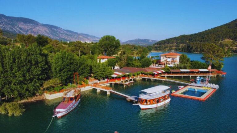 Side: Jeep Safari & Boat Trip Combo Tour
