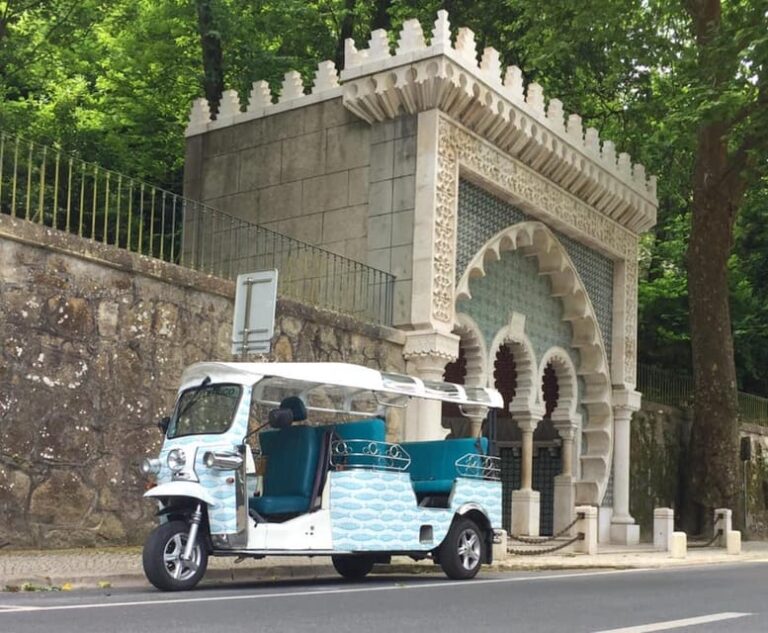 Sintra: History and Sightseeing Tuk Tuk Tour
