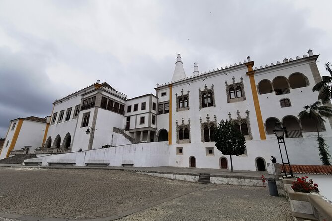 Sintra with 4 Palace Guided Tour, Private Full Day - A Closer Look at the Itinerary