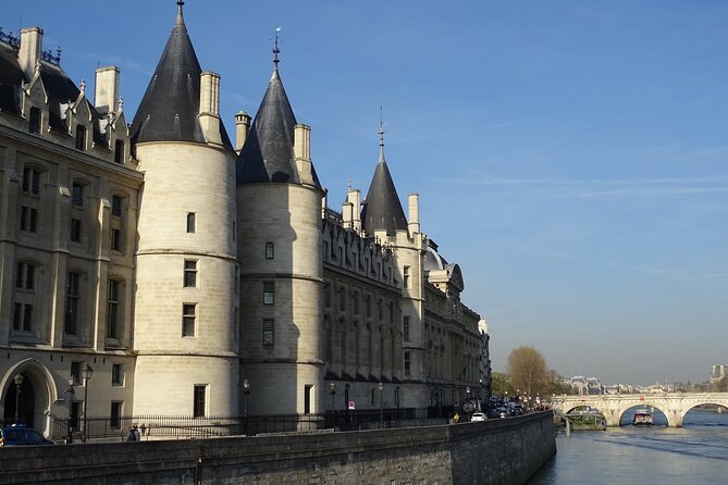 Ste Chapelle & Conciergerie Private Guided Tour with Tickets - Good To Know