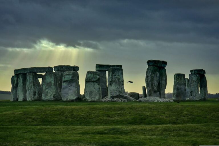 Stonehenge, Salisbury & Wiltshire Road Trip Travel Guide