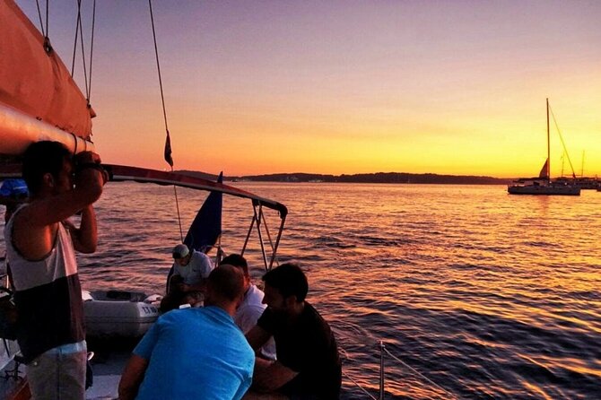 Sunset Sailing Tour on the Pakleni Islands - Good To Know