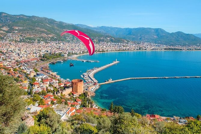 Tandem Paragliding in Alanya - A Closer Look at the Paragliding Experience in Alanya