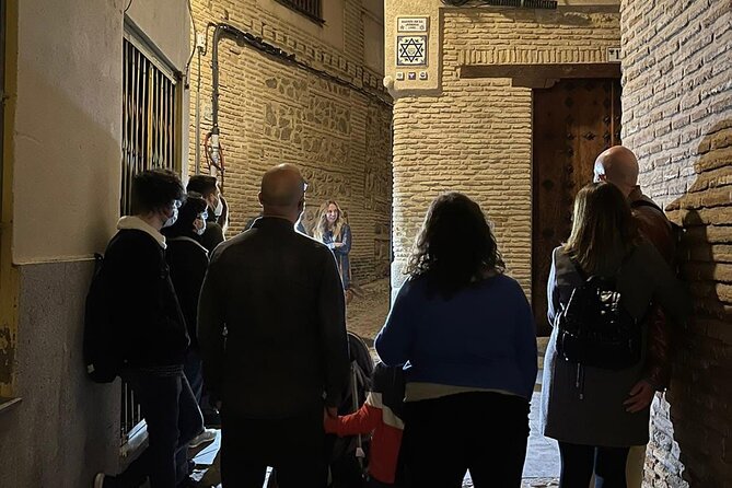Toledo Underground Tour Visit Thermae and Private Basements - Good To Know
