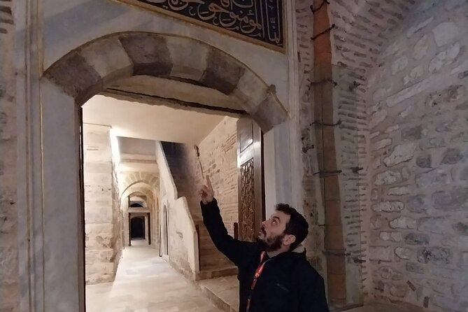 Topkapi Palace with Harem Walking Tour with Guide - Good To Know