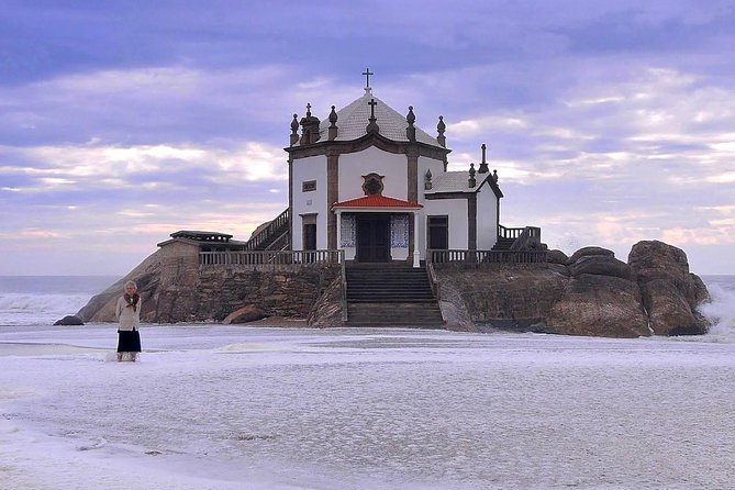 Tour / Transfer Lisbon Porto or Porto Lisbon - Exploring the Lisbon to Porto (or vice versa) Private Transfer Tour: A Detailed Look