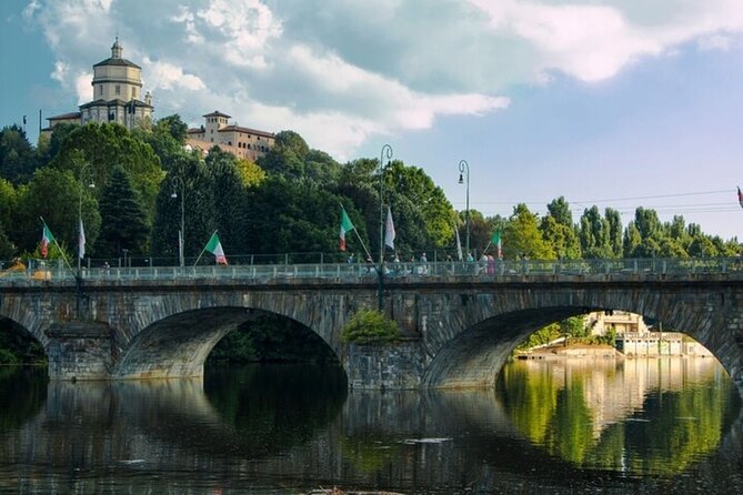 Turin Must-See Attractions Walking Tour With A Guide - Exploring Turin: What You’ll Experience