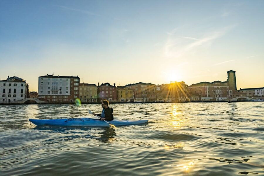 Venice: Sunset Kayak Tour in the Canals - Good To Know