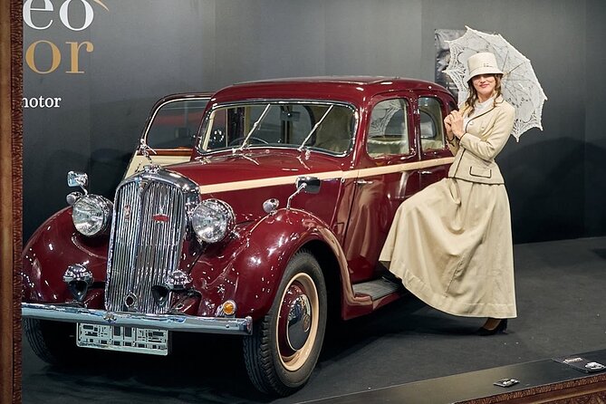 Visit to the Motor Museum in a modern carriage - Good To Know