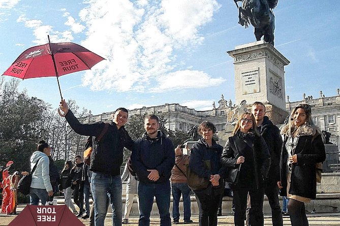 Walking Tour of Madrid Moderno, Madrid de los Bourbons - Exploring Madrid Moderno: A Walk Through the Heart of the City  